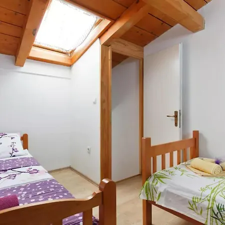 Appartement With Large Garden In The Heart Of